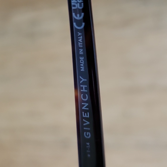 Givenchy sunglasses 4G PEARL - Picture 3 of 13